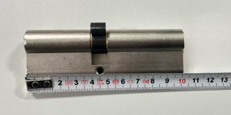 mesure cylindre porte d'entrée